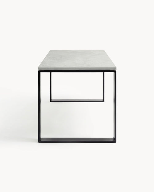 Outdoor Dining table Diana - Black Frame - Sabbia Dekton Top