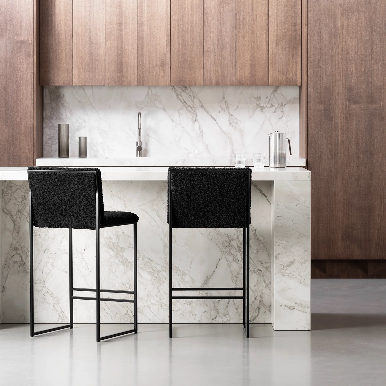 SALE-PHILIP-BL-BOUCLE-BLACK