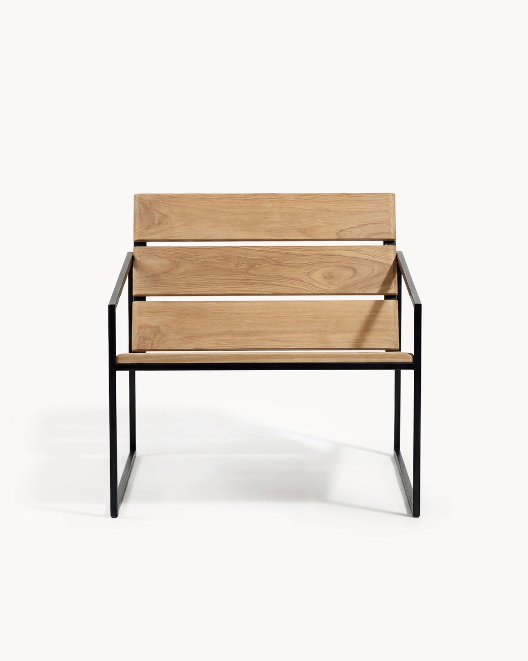 Outdoor Lounge Chair Arvid - Black Frame - Teak Wood - stylish design for outdoor spaces