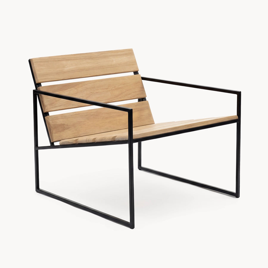 Loungestol utomhus Arvid – svart stomme & teak