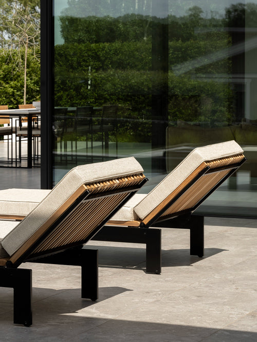 Sun Lounger Bazo – Black Frame & Teak