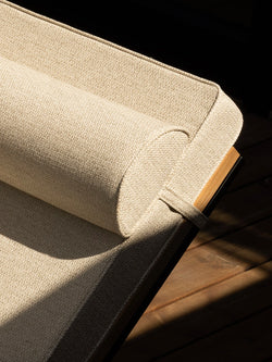 Close-up of the Bazo sun lounger