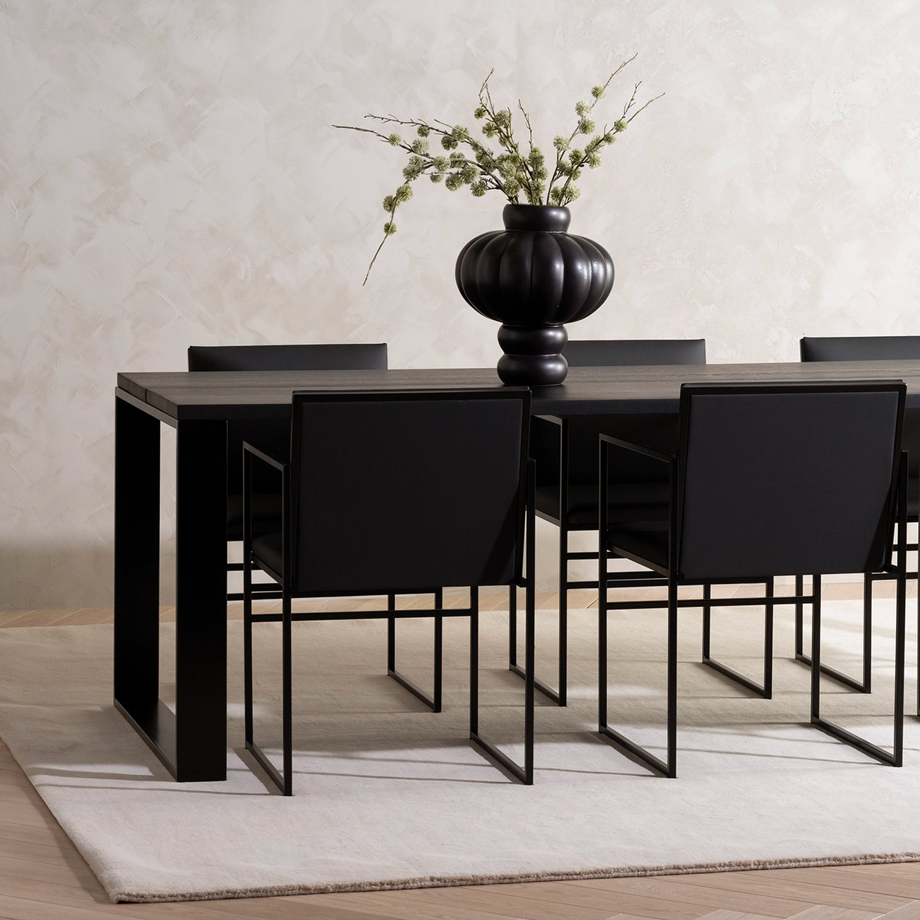 Diana Dining table - Black - Black oak