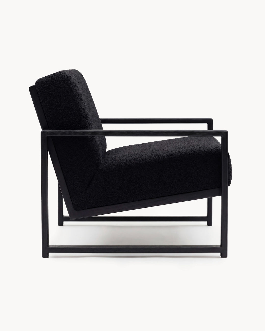 Armchair Einar – Black Oak Frame – Black Bouclé Cushion