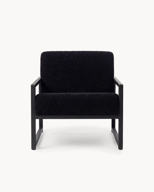 Armchair Einar – Black Oak Frame – Black Bouclé Cushion