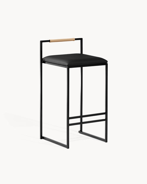 Barstol Freja – Svart ram – Sittdyna i Jade Black – Ryggstöd i Latte