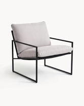 Kenny outdoor lounge chair featuring modern design and weatherproof materials for stylish patios and gardens.