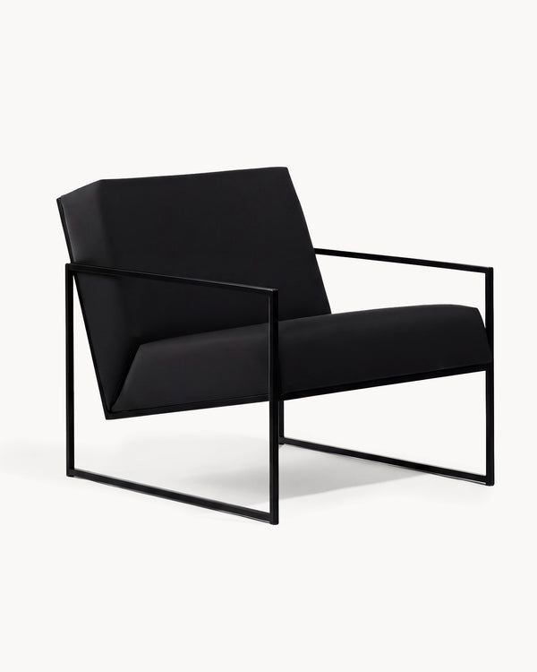 Armchair Kent in jade black vegan leather on a black powder-coated steel frame, three-quarter view