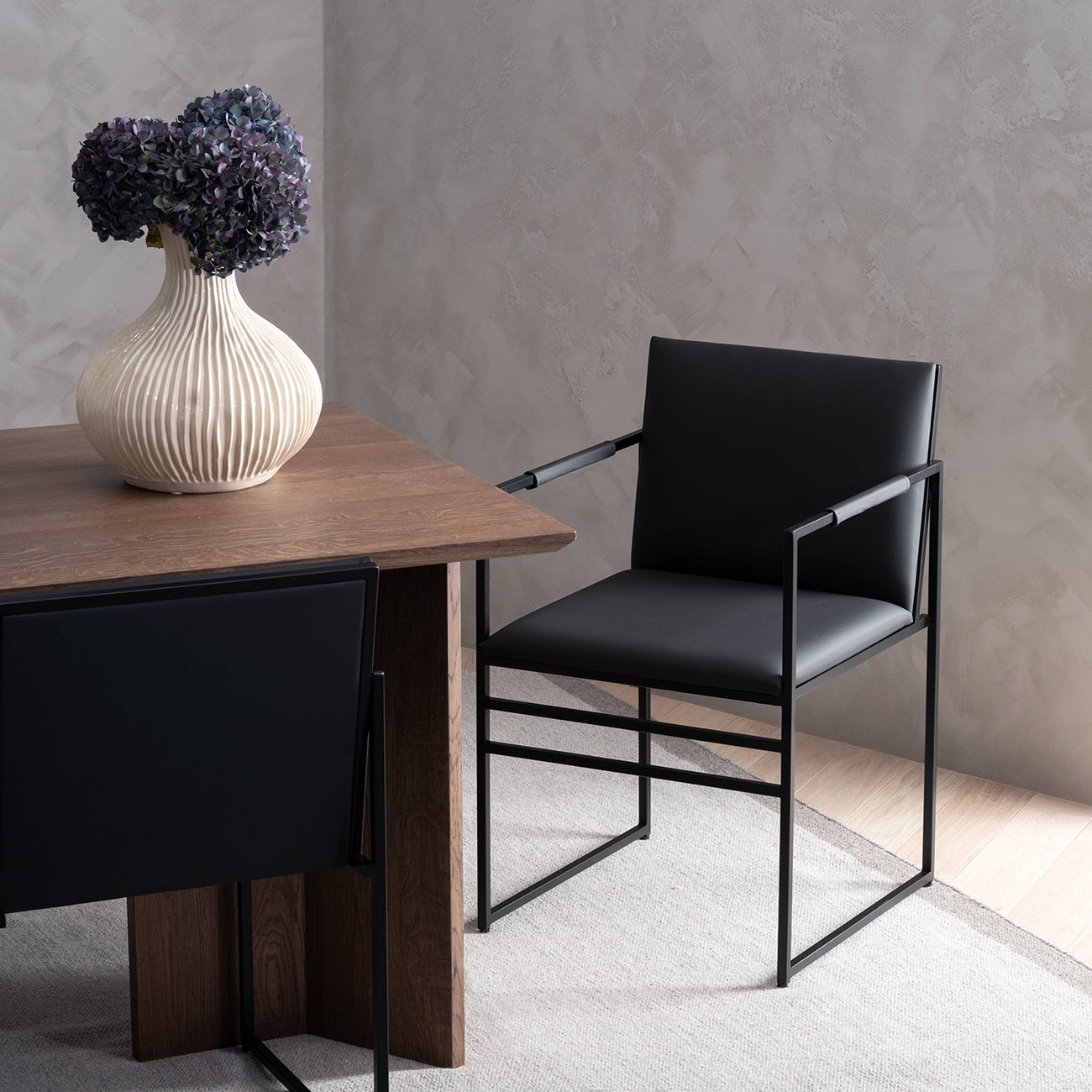 sella ess stuhl schwarz jade schwarz leder jade schwarz