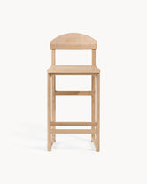 Oak Bar Stool Ted – Front view of wooden bar stool designed for kitchen islands and residential bars.